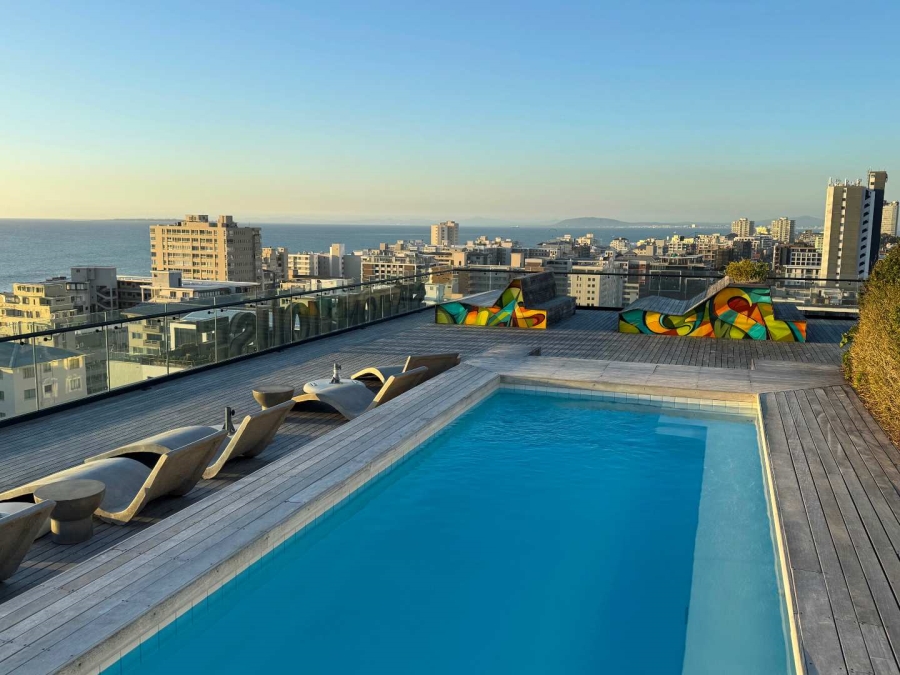 1 Bedroom Property for Sale in Sea Point Western Cape